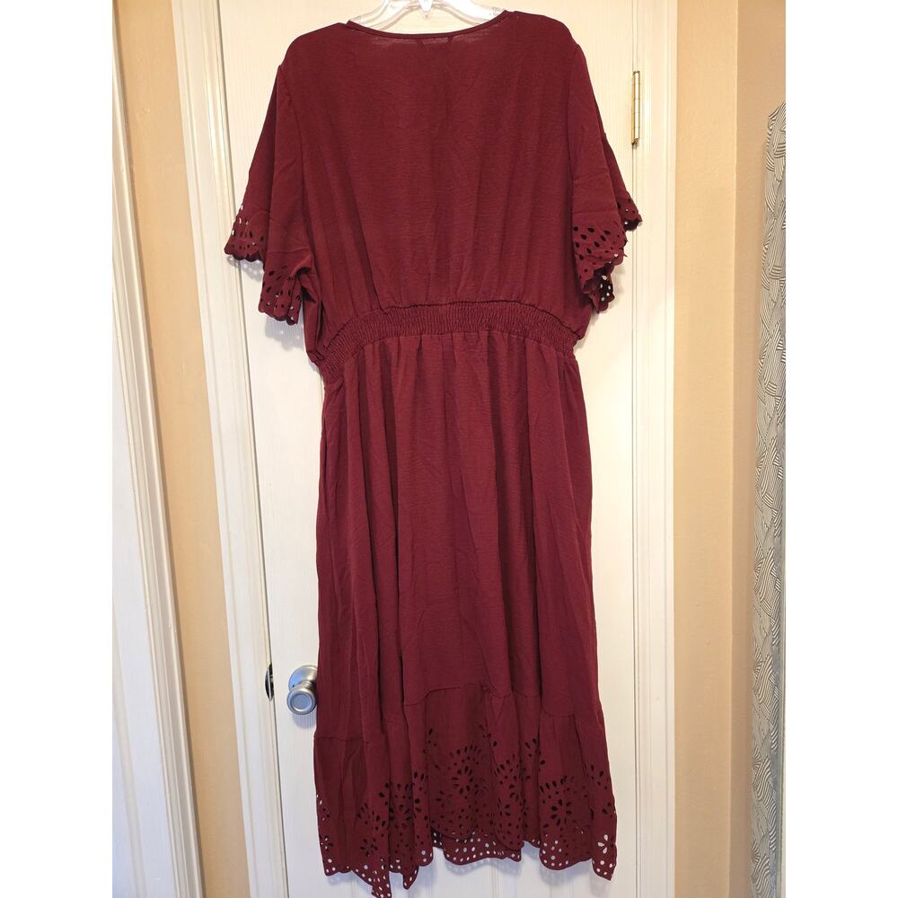 Sz 22/24 BLOOMCHIC Maroon Laser-Cut Eyelet Surplice Ruffle Hem Short-Slv Dress - Picture 2 of 8